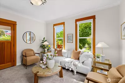 1322 NE 70th Street, Seattle, WA 98115 - Photo 6