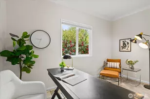 1322 NE 70th St, Seattle, WA 98115 - Photo 10