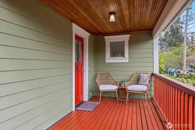 1322 NE 70th Street, Seattle, WA 98115 - Photo 4