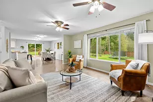 450 NE Riverhill Dr, Belfair, WA 98528 - Photo 6