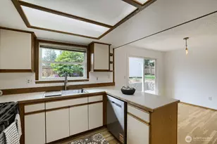 11428 26th Dr SE, Everett, WA 98208 - Photo 12