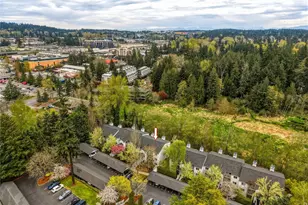 12720 NE 10th Pl NE, Bellevue, WA 98005 - Photo 28