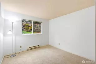 12720 NE 10th Pl NE, Bellevue, WA 98005 - Photo 20