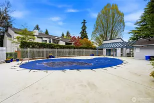 12720 NE 10th Pl, Bellevue, WA 98005 - Photo 16