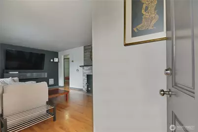 208 M Street SE, Auburn, WA 98002 - Photo 1