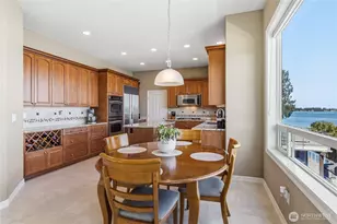 4915 Jenks Point Way E, Lake Tapps, WA 98391 - Photo 12