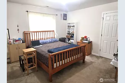 11426 15th Avenue SW, Seattle, WA 98146 - Photo 14