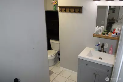 415 Lakeview #B1, Lynnwood, WA 98087 - Photo 26
