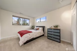 9918 NE 144th Ln, Kirkland, WA 98034 - Photo 18