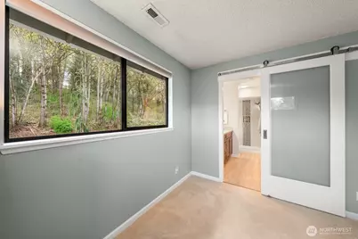 9918 NE 144th Lane #406, Kirkland, WA 98034 - Photo 12