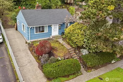 9911 31st Avenue SW, Seattle, WA 98126 - Photo 2