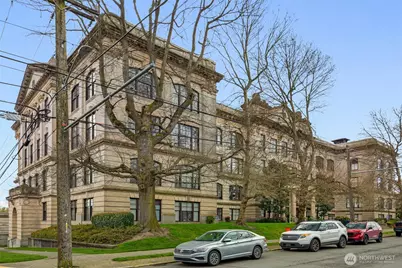 201 Galer Street #436, Seattle, WA 98109 - Photo 2