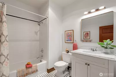 201 Galer Street #436, Seattle, WA 98109 - Photo 24