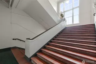 201 Galer St, Seattle, WA 98109 - Photo 30