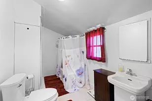 817 W 13th St, Port Angeles, WA 98363 - Photo 16