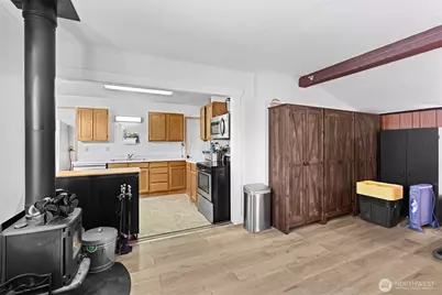 817 W 13th Street, Port Angeles, WA 98363 - Photo 14