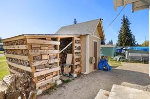 817 W 13th St, Port Angeles, WA 98363 - Photo 32