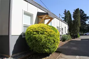 2110 NE 85th St, Seattle, WA 98115 - Photo 4