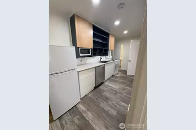 2110 NE 85th Street, Seattle, WA 98115 - Photo 12