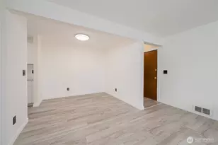 1505 N Visscher St, Tacoma, WA 98406 - Photo 2