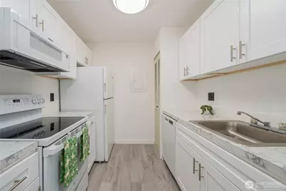 1505 N Visscher Street #P105, Tacoma, WA 98406 - Photo 8