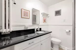 746 10th Ave E, Seattle, WA 98102 - Photo 18
