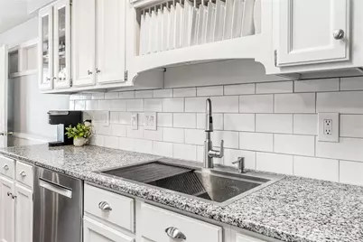 8620 Bender Road, Lynden, WA 98264 - Photo 12