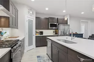 12004 90th Ave Ct E, Puyallup, WA 98373 - Photo 8