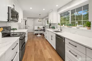 420 SE Evans Ln, Issaquah, WA 98027 - Photo 4