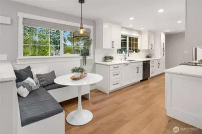 420 SE Evans Lane, Issaquah, WA 98027 - Photo 2