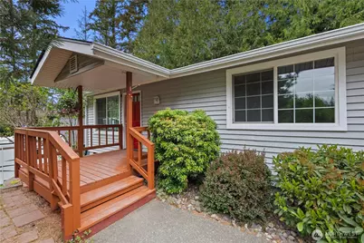 90 E Lakeland Way, Allyn, WA 98524 - Photo 4