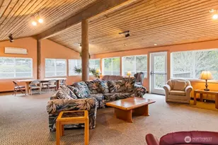 20050 Vikings Crest Loop NE, Poulsbo, WA 98370 - Photo 28