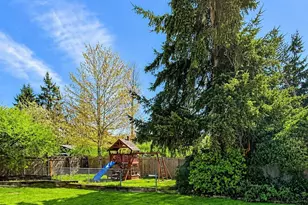 13329 58th Dr NE, Marysville, WA 98271 - Photo 20