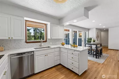 18832 1st Place SW, Normandy Park, WA 98166 - Photo 14