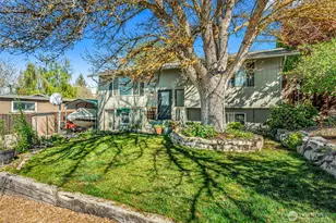 520 Lacey Pl NE, East Wenatchee, WA 98802 - Photo 2