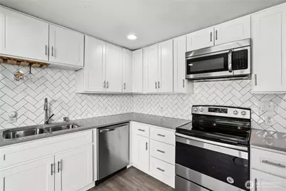 4501 Yew Lane SW, Lakewood, WA 98499 - Photo 6