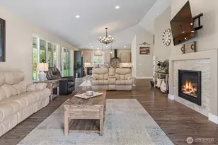 20025 SE 232nd St, Maple Valley, WA 98038 - Photo 16