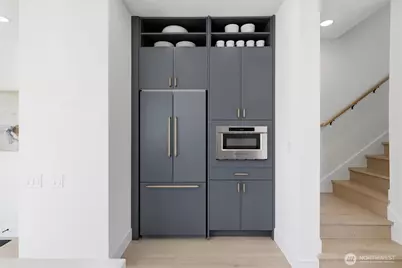 2010 Fairview Avenue E #A, Seattle, WA 98102 - Photo 12