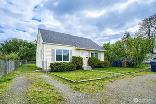 3216 S 72nd St, Tacoma, WA 98409 - Photo 2