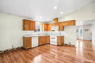 308 SE 9th St, Battle Ground, WA 98604 - Photo 8