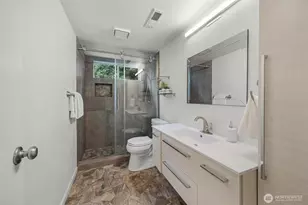 1623 Edgemoor Ln, Everett, WA 98203 - Photo 34