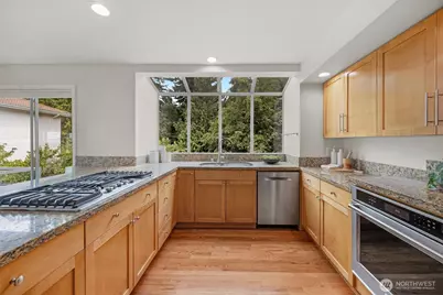 1623 Edgemoor Lane, Everett, WA 98203 - Photo 12