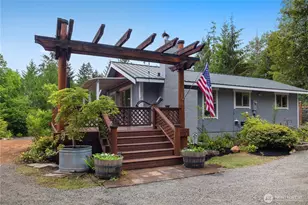 681 N Beacon Point Loop North, Lilliwaup, WA 98555 - Photo 2