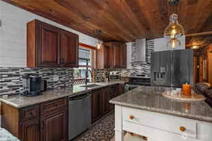 681 N Beacon Point Loop North, Lilliwaup, WA 98555 - Photo 10