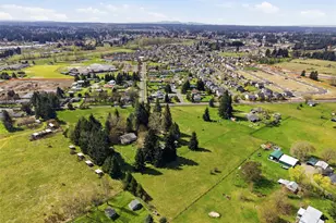 10022 Grove Rd SE, Yelm, WA 98597 - Photo 2