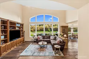 19207 SE May Valley Rd, Issaquah, WA 98027 - Photo 20