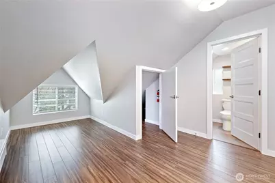 808 NW Market Street, Seattle, WA 98107 - Photo 16