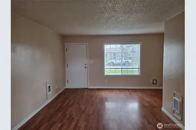 1306 S 3rd Avenue, Kelso, WA 98626 - Photo 4