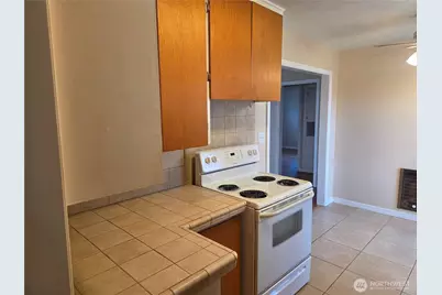 1306 S 3rd Avenue, Kelso, WA 98626 - Photo 18