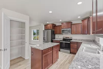 163 Cedar Falls Drive, Kelso, WA 98626 - Photo 8